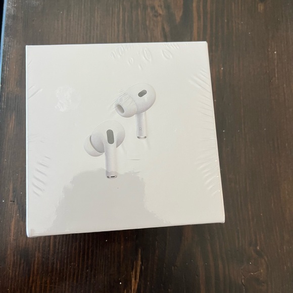 Apple AirPods Pro 2nd Gen with MagSafe Charging Case